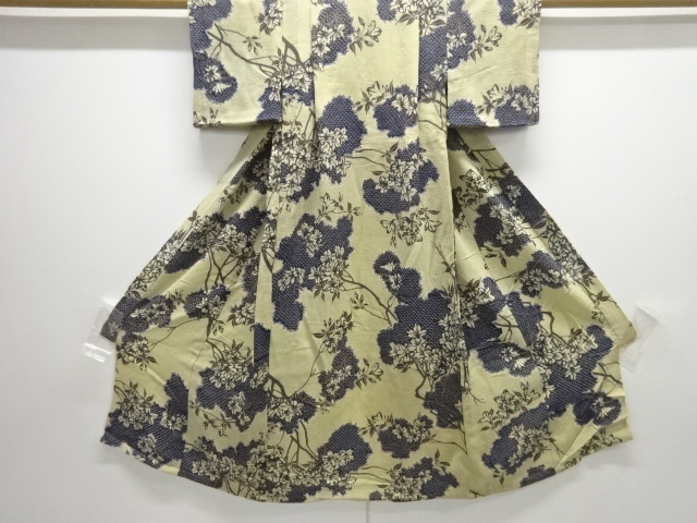 アンティーク　縮緬洋花模様単衣着物